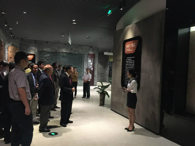 QQ图片20151125143703.jpg QQ图片20151125143703.jpg