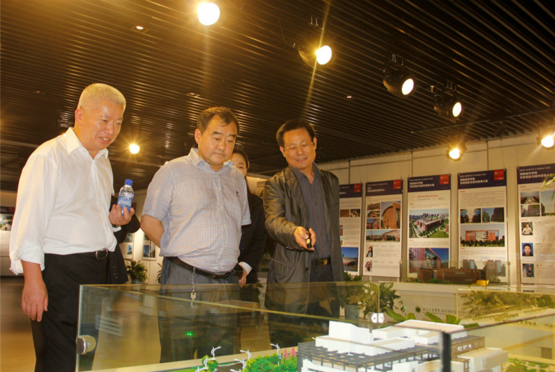 c47b2c6.jpg c47b2c6.jpg