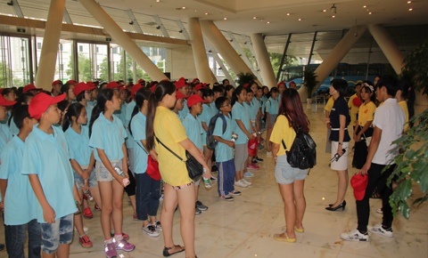 3.圆梦蒲公英,关爱留守儿童.jpg 3.圆梦蒲公英,关爱留守儿童.jpg