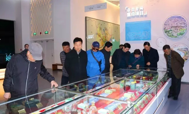 延吉市检察院组织退休干部参观延边城市展示中心1.webp.jpg 延吉市检察院组织退休干部参观延边城市展示中心1.webp.jpg