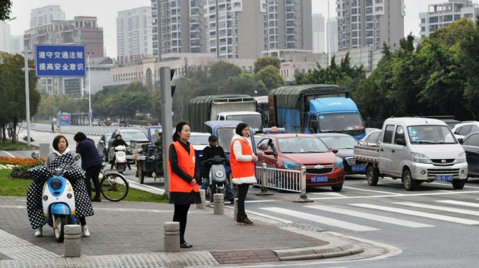 赣州市城市规划展示馆开展“学雷锋”志愿服务系列活动.jpg 赣州市城市规划展示馆开展“学雷锋”志愿服务系列活动.jpg