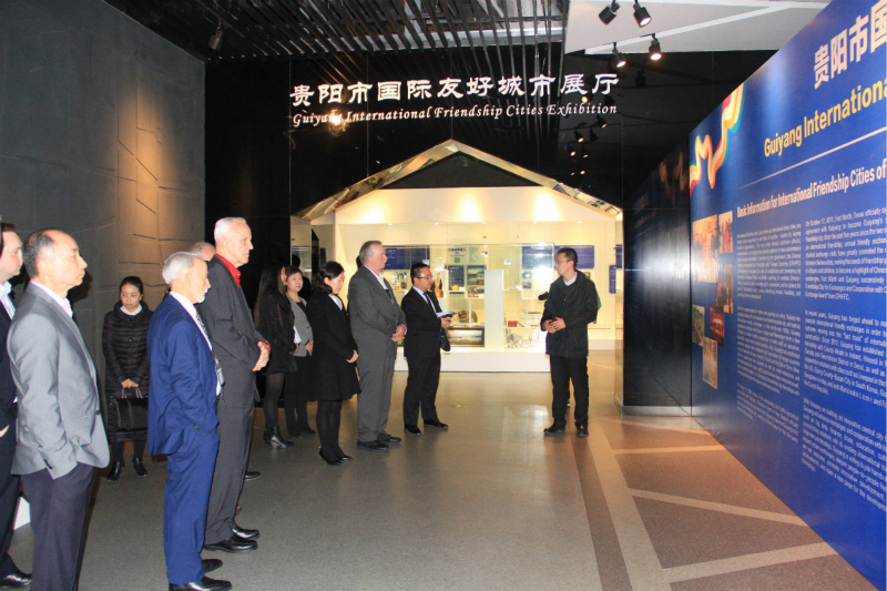 搭建国际友好平台 展示贵阳未来发展.jpg