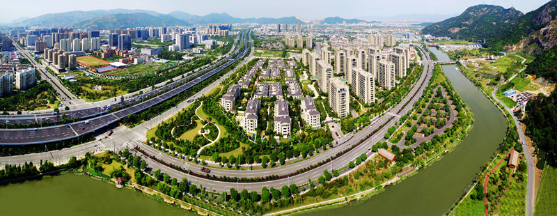 《鸟瞰龙湾城建》组照 作者：江国荣.jpg