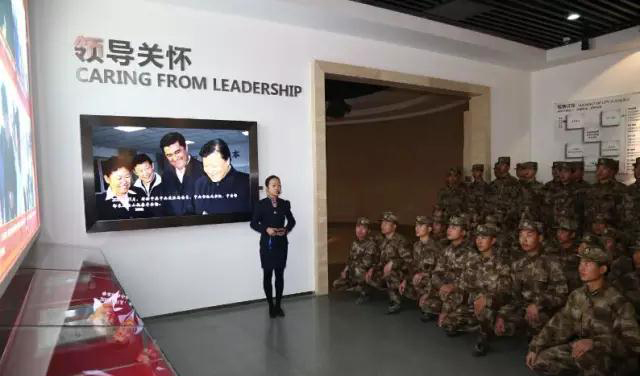 02感受发展强服务意识——巴州军分区部队官兵参观驻地规划展展示馆1.jpg 02感受发展强服务意识——巴州军分区部队官兵参观驻地规划展展示馆1.jpg