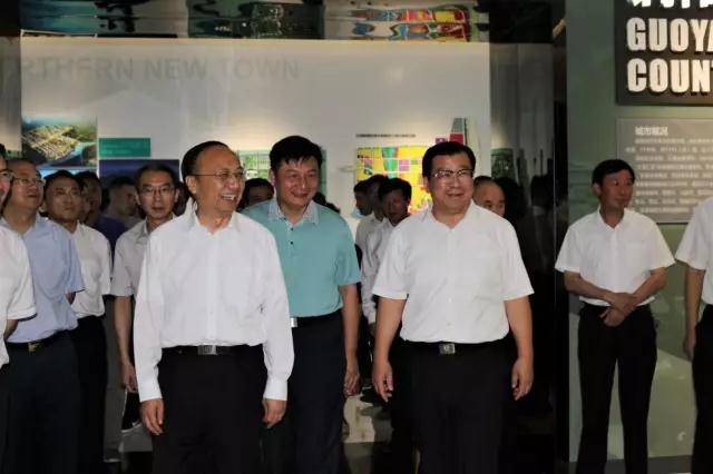 01新闻1.jpg 01新闻1.jpg