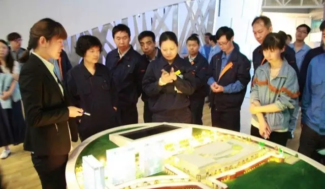 3试四赫维组织党团活动--参观金山规划展示馆.webp.jpg 3试四赫维组织党团活动--参观金山规划展示馆.webp.jpg