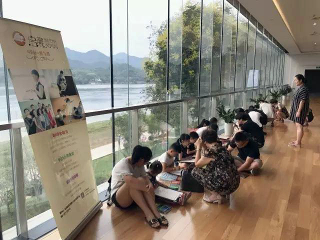 02新闻1.jpg 02新闻1.jpg