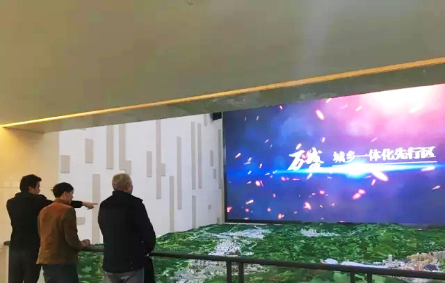 0101杨晓云检查万盛博物馆、规划展览馆试开馆情况.jpg 0101杨晓云检查万盛博物馆、规划展览馆试开馆情况.jpg