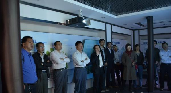 2 局机关全体人员参观规划馆.jpg 2 局机关全体人员参观规划馆.jpg