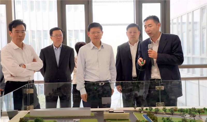 苏州市委副书记、市长李亚平率党政代表团一行参观嘉定新城规划展示馆.docx.jpg 苏州市委副书记、市长李亚平率党政代表团一行参观嘉定新城规划展示馆.docx.jpg