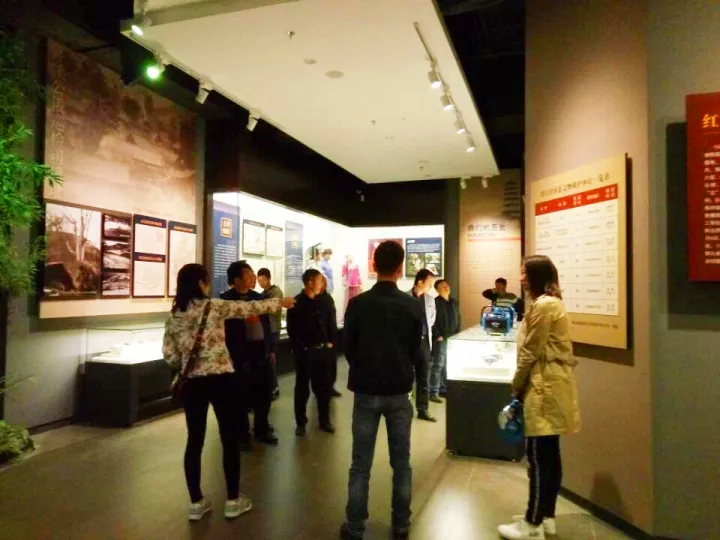 印江博物馆开馆喜迎八方宾客参观.jpg 印江博物馆开馆喜迎八方宾客参观.jpg