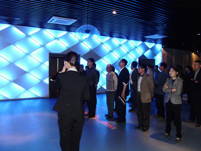 靖江伟南社区参观大江东规划展示馆.jpg 靖江伟南社区参观大江东规划展示馆.jpg