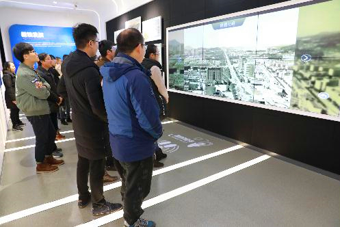 宁海县人社局青年干部读书会走进县规划展示馆.jpg 宁海县人社局青年干部读书会走进县规划展示馆.jpg