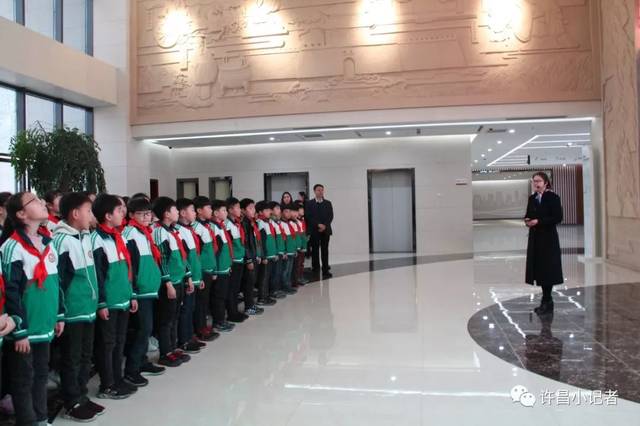 襄城县实验学校小记者走进襄城县城市规划展示馆—— “穿越”古今 感知家乡 .jpeg 襄城县实验学校小记者走进襄城县城市规划展示馆—— “穿越”古今 感知家乡 .jpeg